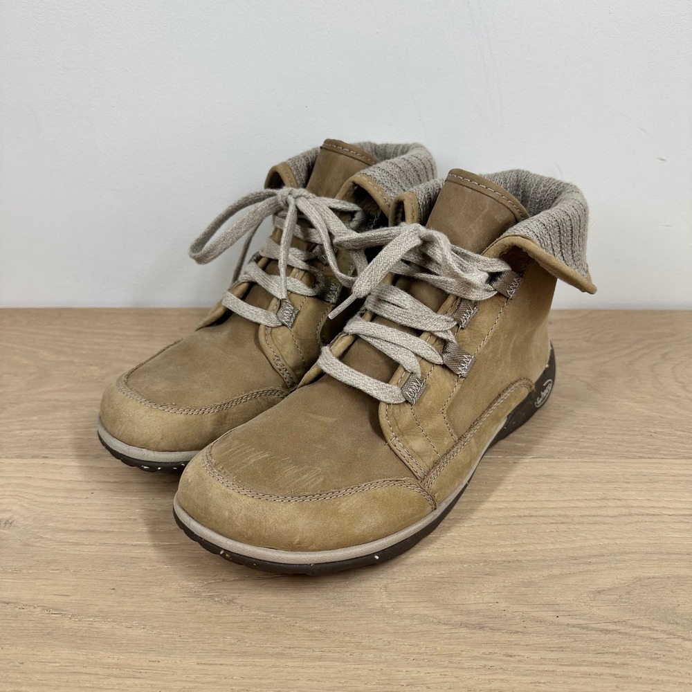 Chaco Mink Boots Womens 9 Tan Leather Lace Up Ankle Outdoor Adventure Comfort
